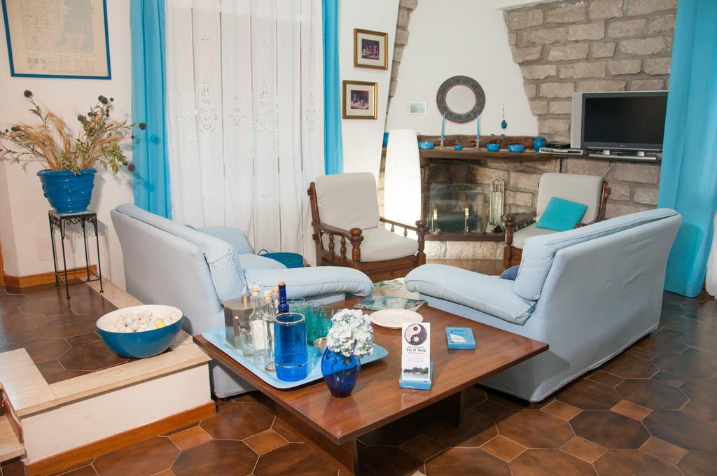 Bed & Breakfast Yin & Yang San Pantaleo Extérieur photo