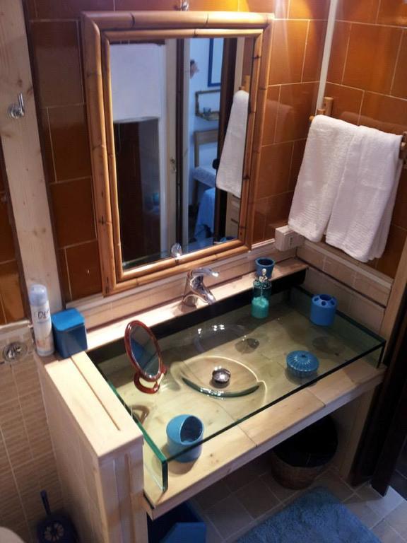 Bed & Breakfast Yin & Yang San Pantaleo Extérieur photo